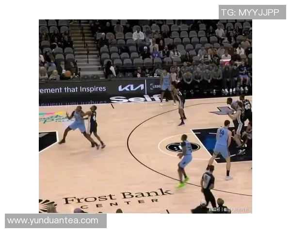 马刺与灰熊第四场激战全场精彩录像回顾与分析